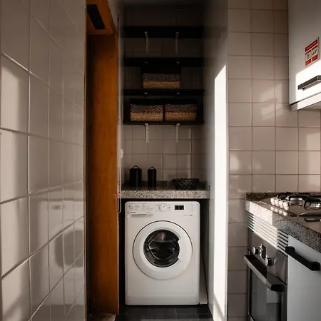 Apartamento Premium Flat At Ajuda/belém With Balcony, Parking! Lisboa