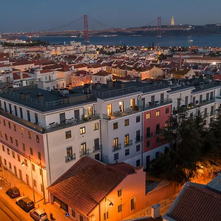 Premium Flat At Ajuda/belem With Balcony, Parking! Lisbon