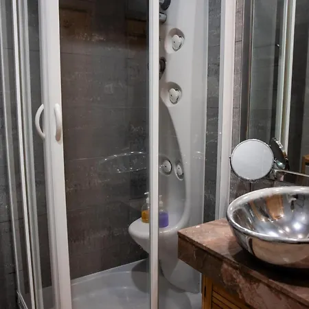 Premium Flat At Ajuda/belem With Balcony, Parking!