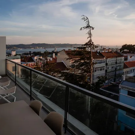 Premium Flat At Ajuda/belem With Balcony, Parking! Apartment