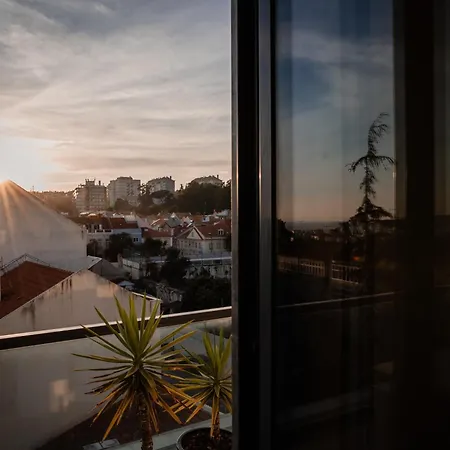 Premium Flat At Ajuda/belem With Balcony, Parking!