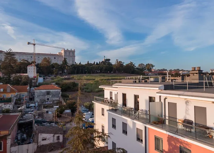 Premium Flat At Ajuda/belem With Balcony, Parking! شقة