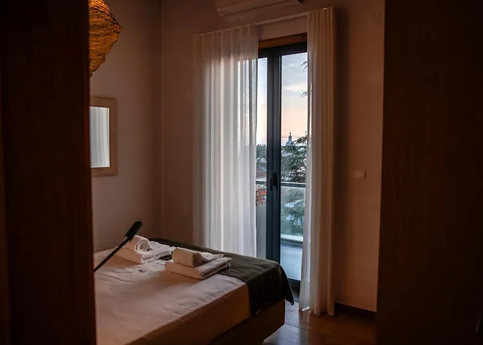 Premium Flat At Ajuda/belem With Balcony, Parking! شقة *